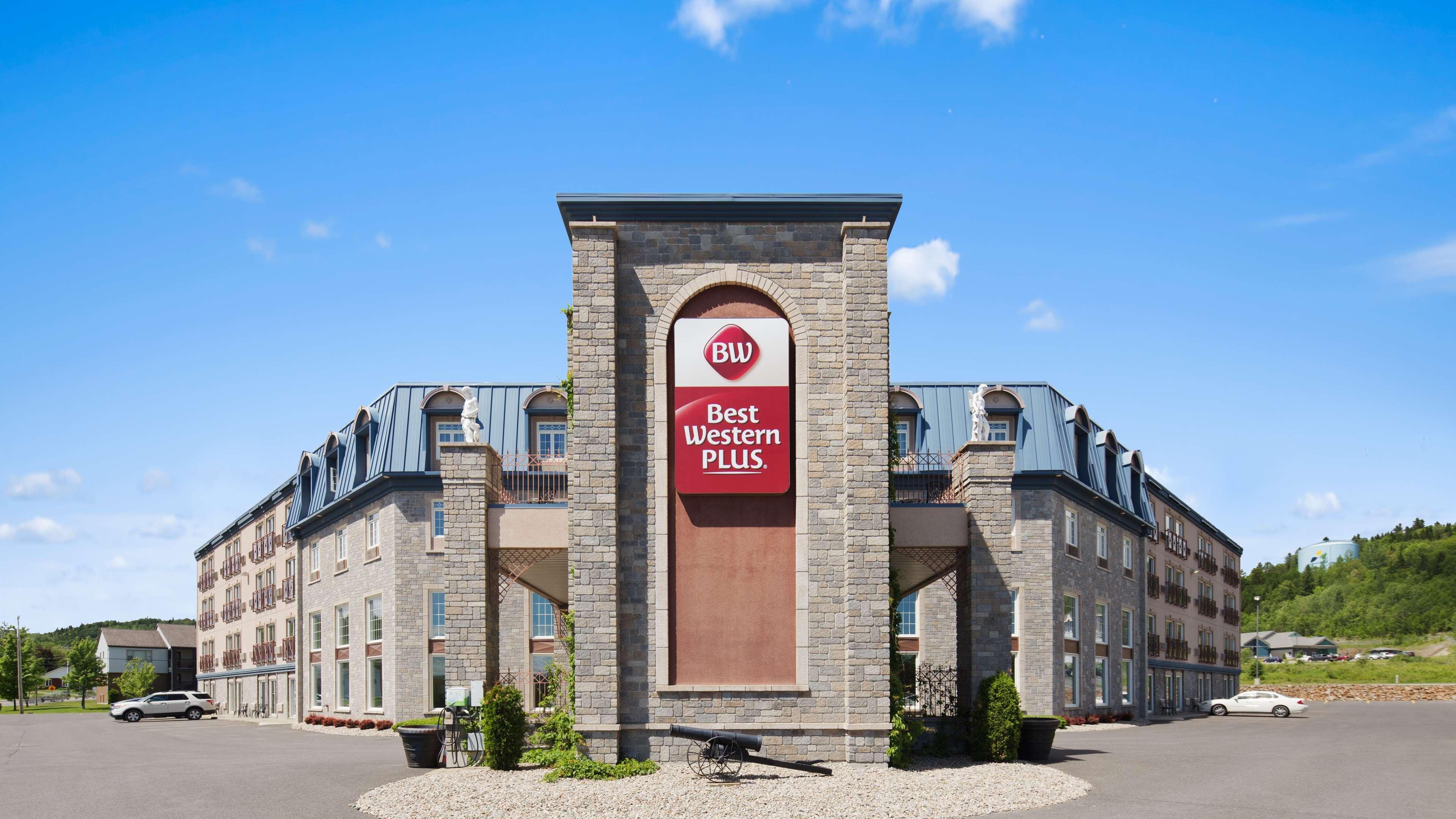 Best Western Plus Edmundston Buitenkant foto