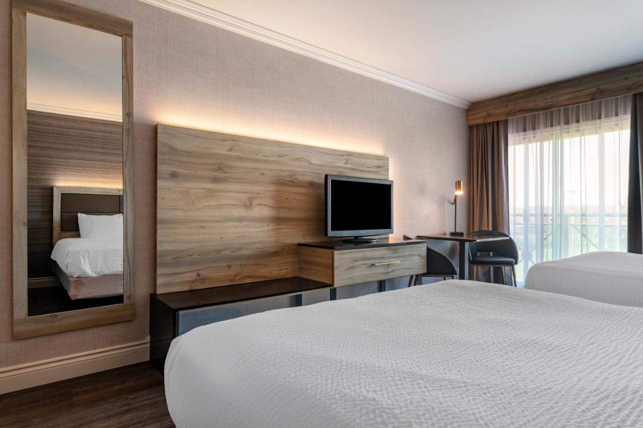 Best Western Plus Edmundston Buitenkant foto