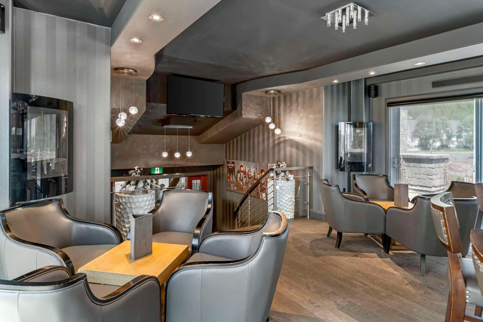 Best Western Plus Edmundston Buitenkant foto