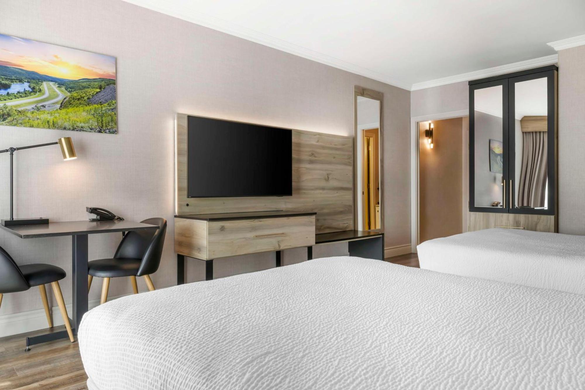 Best Western Plus Edmundston Buitenkant foto