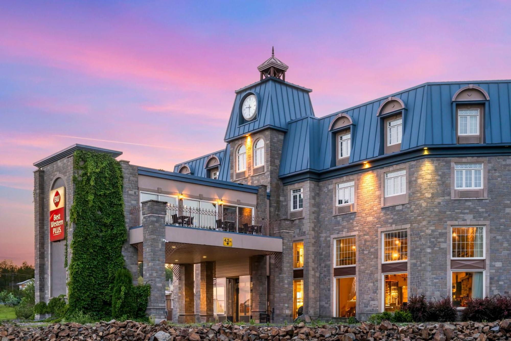 Best Western Plus Edmundston Buitenkant foto